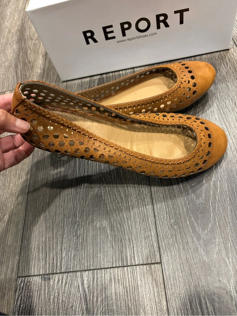 REPORT Women's Tan Laser-Cut Slip-On Flats
